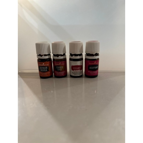 Young Living oils bundle - Picture 1 of 1
